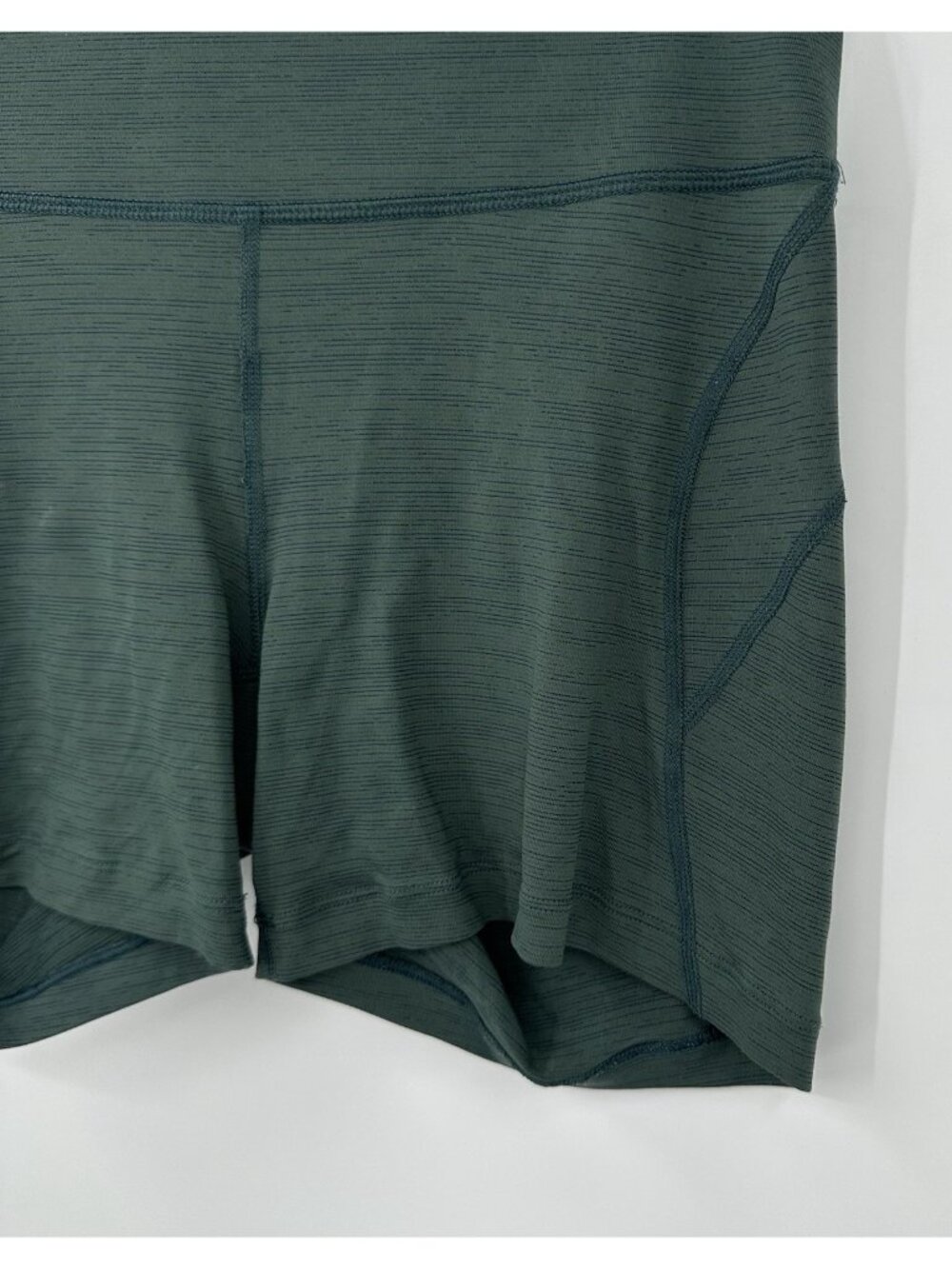 OUTDOOR VOICES 1.5 bloomer shorts green MEDIUM activewear running biker gym - Picture 4 of 6